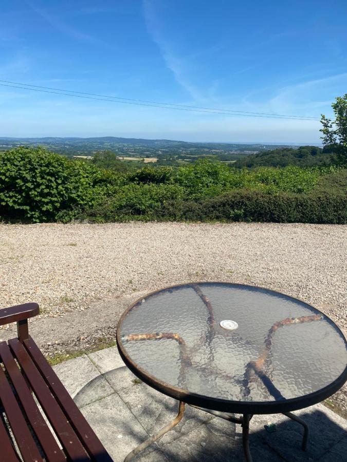 Upper Grippath Farm Holiday Cottages Newport Kültér fotó