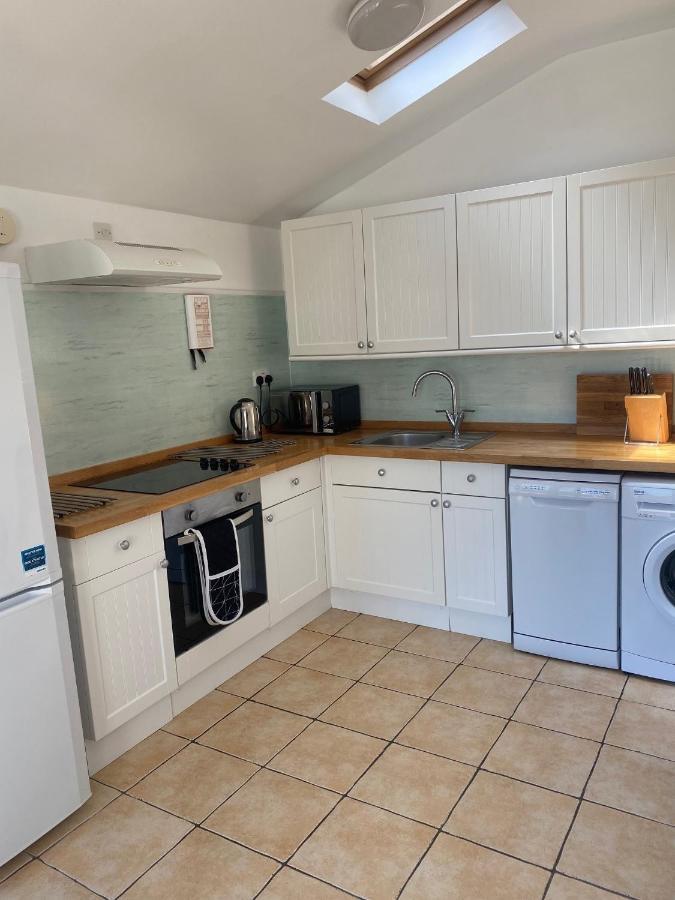 Upper Grippath Farm Holiday Cottages Newport Kültér fotó